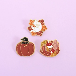 Autumn Animal Enamel Brooch Pins Zinc Alloy Enamel Fox Cat Crow Pumpkin Maple Leaf Badges For Women Men Fashion Jewelry