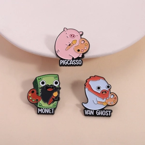 Trois pin's créatifs en émail avec des motifs de jeux de mots Pigcasso, Monet et Van Ghost