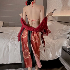 Dreiteiliges traditionelles chinesisches Dessous-Set mit rotem Umhang und offenem Rücken