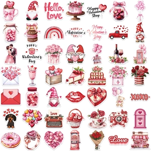Vue à plat d'autocollants aquarelle de la Saint-Valentin avec cœurs, roses et gnomes