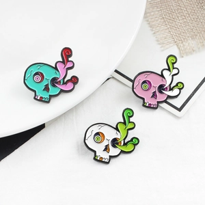 Lot de trois broches en émail tête de mort colorées style graffiti pour vêtements