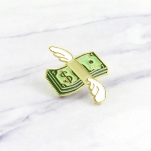 Creative Flying Dollar Green Bill Enamel Brooch Personalized Wings Money Sign Alloy Pin Trendy Accessory Fashion Jewelry