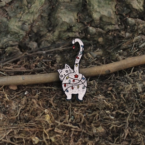 Broche de Chat en Émail Drôle Avec Lumières de Noël Paillettes Chat Blanc Animal Épinglette pour Sac à Dos Vêtements Bijoux Cadeau
