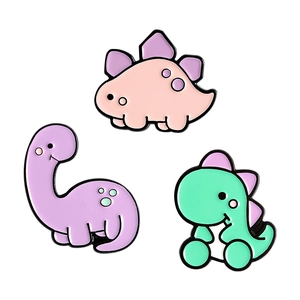 Trois pin's dinosaures mignons en émail aux couleurs pastel pour accessoires de mode tendance