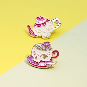 Gothic skull coffee pot and cup enamel pin set with purple stars in gold finish