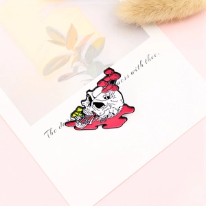 Punk Alloy Enamel Pin Skull With Mushroom Design Dark Art Gothic Brooch Badge For Clothing Bags Backpacks Women Men Accessories