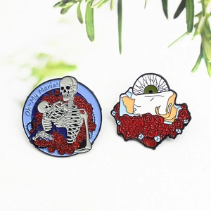 Gothic Enamel Pins Set Skull Mother And Child Hugging Red Rose Eyeball Brooches Oh My Maria Alloy Badge For Halloween Party Jewelry Gift