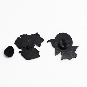 Macro detail of the back structure and black rubber clutch of the gramophone pin