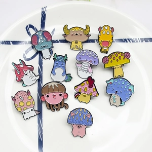 Lot de 12 broches animaux du zodiaque avec chapeaux de champignon pour décoration de mode