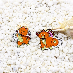 Pins en émail Shiba Inu de bande dessinée avec des motifs de chiens orange ludiques