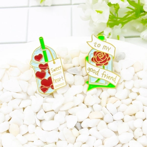 Ensemble de broches émaillées thé au lait et rose avec ruban pour amis et couples