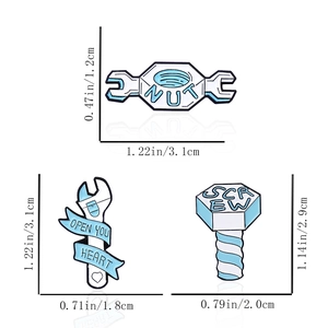 Technische Details von Schrauben-Emaille-Broschen mit Maßangaben für Werkzeug-Designs
