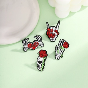Gothic Punk Skeleton Rose Enamel Brooch Zinc Alloy Heart Rock Gesture Pins For Halloween Costume Backpack Jewelry Gift