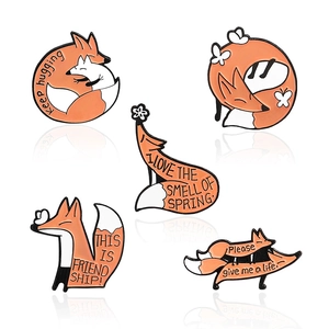 Lot de 5 broches en émail renard orange avec motifs Keep Hugging et Printemps