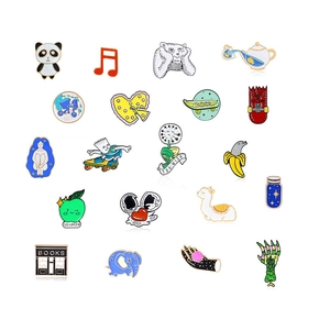Creative Alloy Enamel Brooch Set For Women Men Cute Panda Heart Star Planet Cartoon Design Lapel Pin Badge Fashion Jewelry Accessory