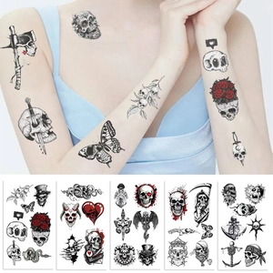 Gothic Temporäre Tattoos Set mit Totenköpfen, Dolchen, Rosen und Schmetterlingen