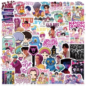 Wasserdichte PVC Anime Boyband Aufkleber Pack Süße Cartoon Graffiti Aufkleber Für Laptop Gitarre Gepäck DIY Dekorative Aufkleber Schreibwaren Set