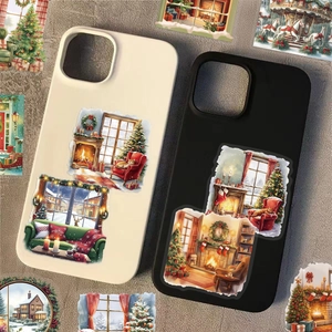 Détail de coques iPhone de Noël avec illustration de scène intérieure festive