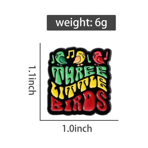 Three Little Birds Emaille-Pin zeigt Abmessungen 1,1x1,0 Zoll und 6g Gewicht Details