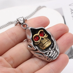 Pendentif sorcier crâne punk rétro en acier argent et or avec yeux en cristal rouge