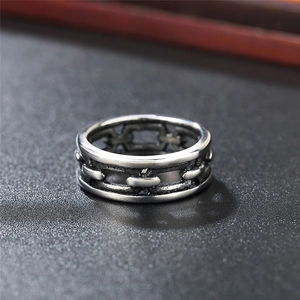 Retro stainless steel chain ring for men with vintage blackened finish and industrial texture