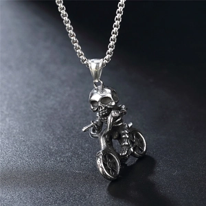 Vintage silver skull motorcycle rider pendant on box chain for men punk jewelry