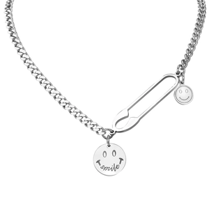 Collier Pendentif Épingle de Sûreté et Visage Souriant en Acier au Titane Chaîne Gourmette Ras du Cou Gravure Smile Bijoux