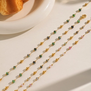 Elegant emerald natural stone gold-plated beaded necklace with vintage luxury aesthetics