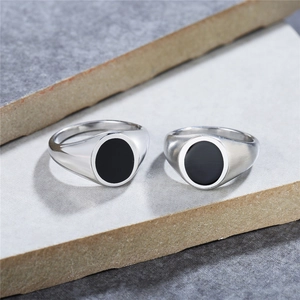 Chevalière Ovale Minimaliste en Acier Inoxydable pour Hommes Argent Poli Brossé Émail Noir Bague Géométrique Bijoux de Mode Cadeau