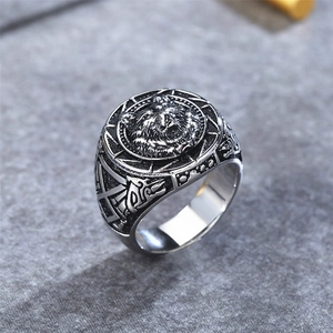 Bague chevalière rétro en acier inoxydable pour homme avec motif loup et lion nordique