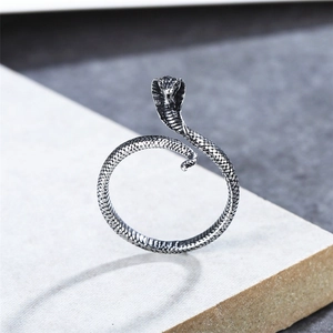 Retro snake-shaped titanium steel ring with realistic scales and open design