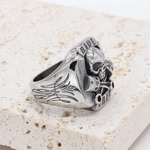 Bague de moto crâne punk rétro en acier inoxydable argenté avec gravure Ride Free