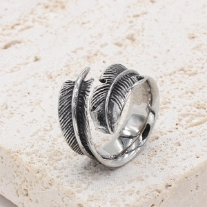 Retro feather-shaped stainless steel open ring with antique silver finish for men