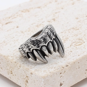 Retro gothic monster claw titanium steel ring with vintage silver finish on white stone