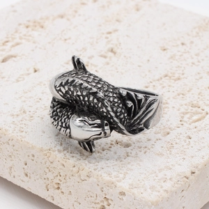 Retro koi fish double carp ring in vintage silver finish with intricate scale textures