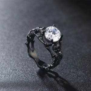 Gothic skull ring for men in vintage steel with a sparkling round zircon stone