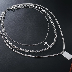 Collier multicouche en acier inoxydable argenté avec pendentifs croix et plaque militaire
