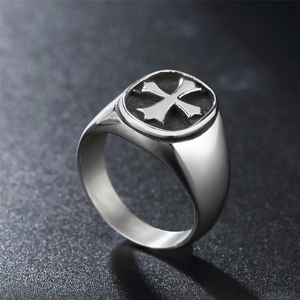 Men's vintage punk stainless steel signet ring with silver cross on black oval base