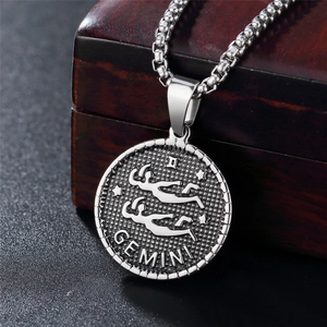Vintage Sternzeichen Zwillinge Anhänger Kette aus Edelstahl mit geprägtem Reliefdesign