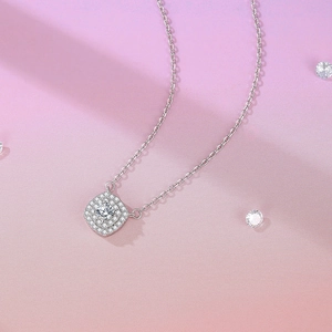 Klassische 4MM Moissanit-Halskette aus 925er Silber mit quadratischem Anhänger und Pavé