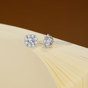 Sparkling S925 sterling silver cluster stud earrings with circular brilliant moissanite