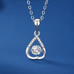 Beweglicher Moissanit-Anhänger aus S925 Sterlingsilber in Wassertropfenform