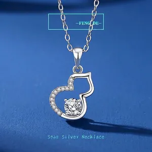 S925 Sterling Silber Halskette mit Moissanit-Anhänger im Flaschenkürbis-Design für Damen