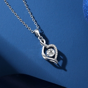 S925 Sterling Silver Infinity Heart Pendant Necklace with Shimmering Moissanite Stone