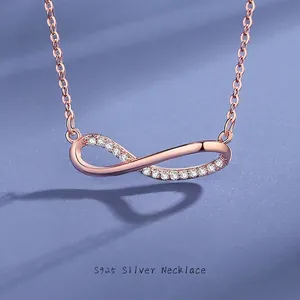 Collana con Ciondolo Amore Infinito in Argento Sterling S925 Intarsiata con Strass Gioielli alla Moda per Donna Regalo di San Valentino