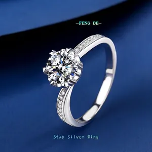 Bague Classique en Moissanite Fabriquée en Argent Sterling 925 Avec Serti Six Griffes Bague Brillante pour Femmes Mariage Bijoux Cadeau