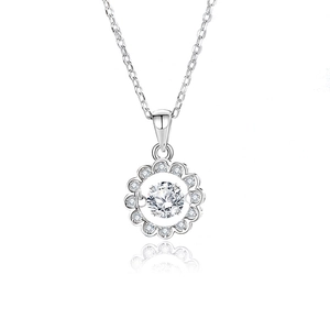 Elegant S925 sterling silver daisy flower pendant necklace with shimmering center stone