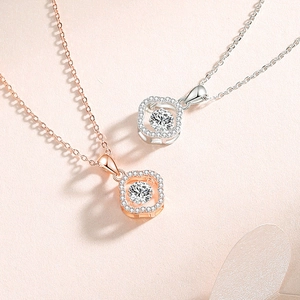 S925 sterling silver clover necklace with moissanite in rose gold and silver finishes