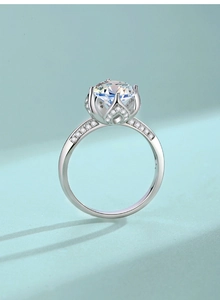 Detail view of a luxury S925 silver lotus ring with a 2-carat round brilliant cut moissanite
