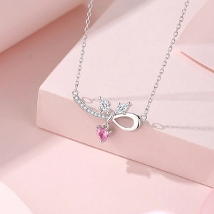 Elegante S925 Silber Halskette mit Schleife und rosa Herzanhänger mit Zirkonia-Steinen